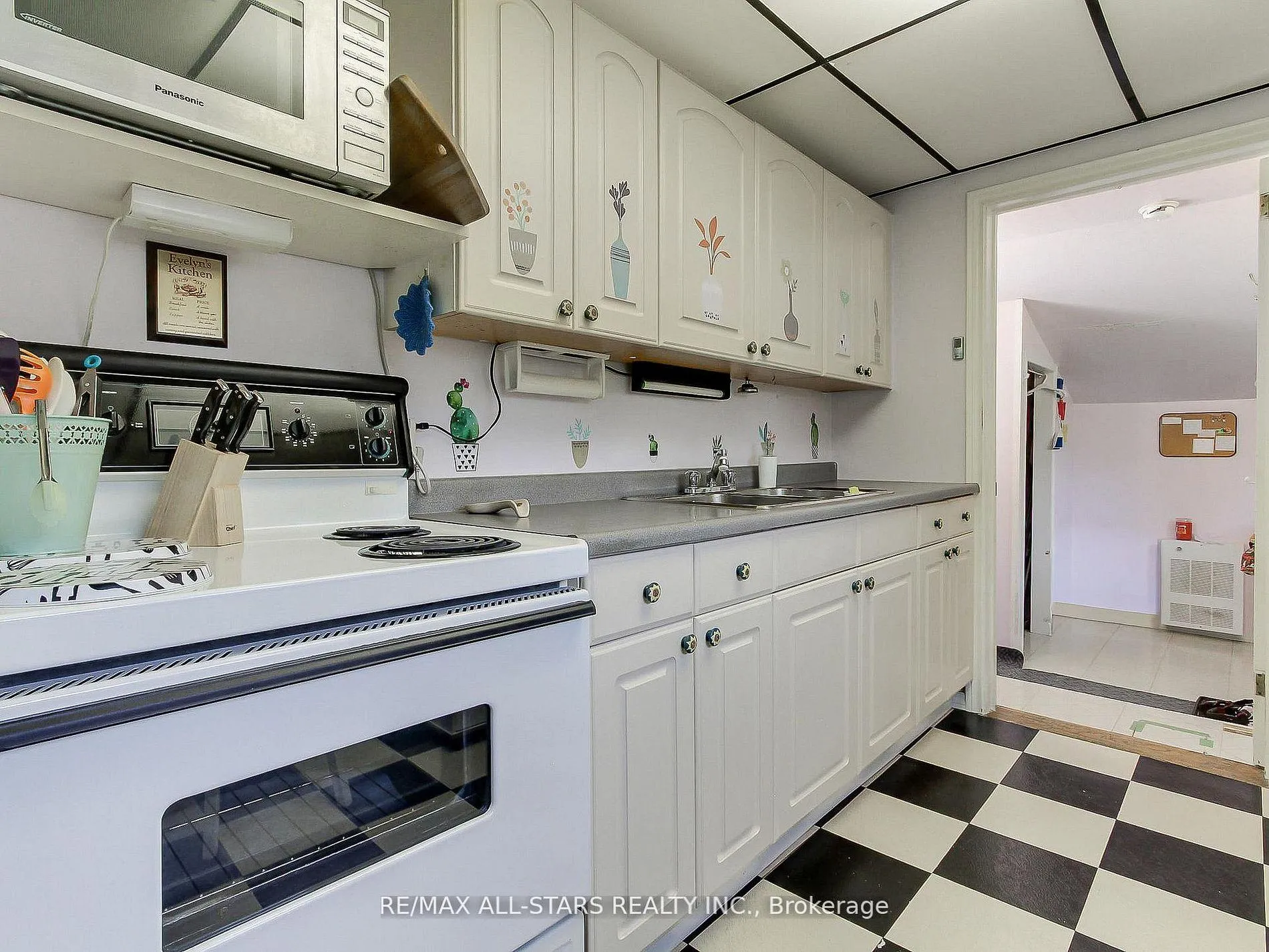 Photo 8 of 9 Riverglen Drive, Georgina, Keswick South — HOMEH