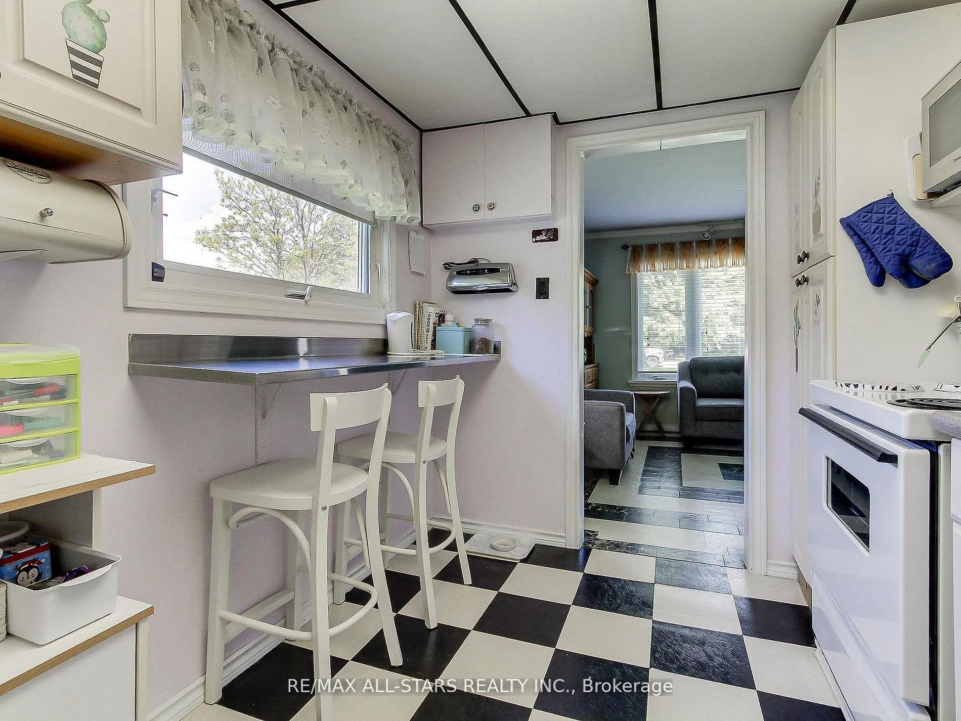 Photo 9 of 9 Riverglen Drive, Georgina, Keswick South — HOMEH