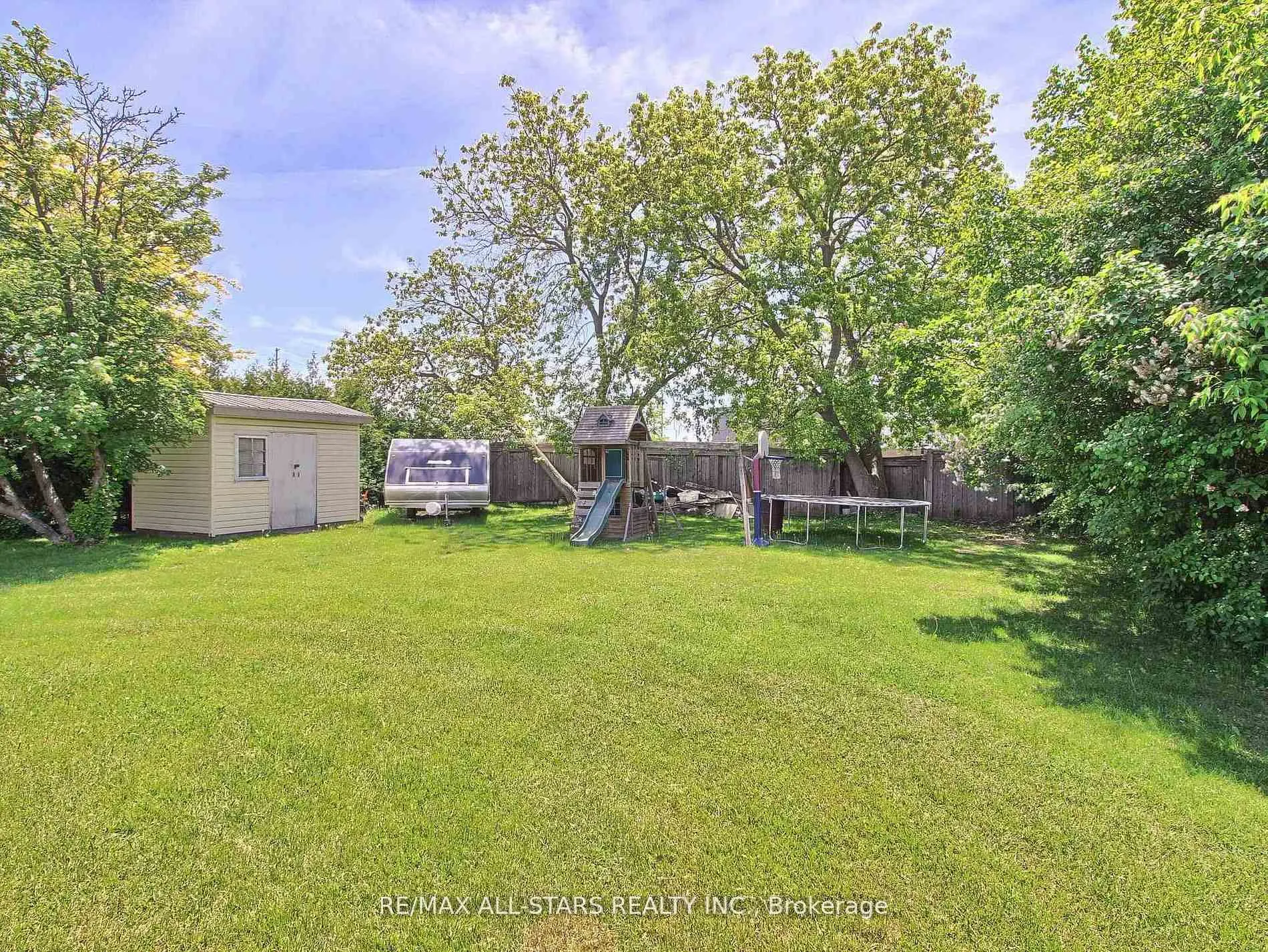 Photo 16 of 9 Riverglen Drive, Georgina, Keswick South — HOMEH
