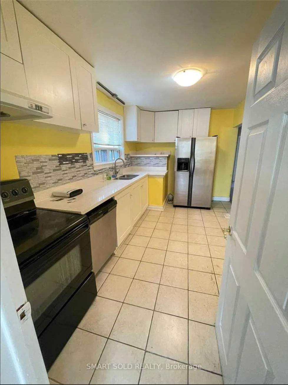 Photo 7 of 795 Ellesmere Road, Scarborough, Dorset Park — HOMEH