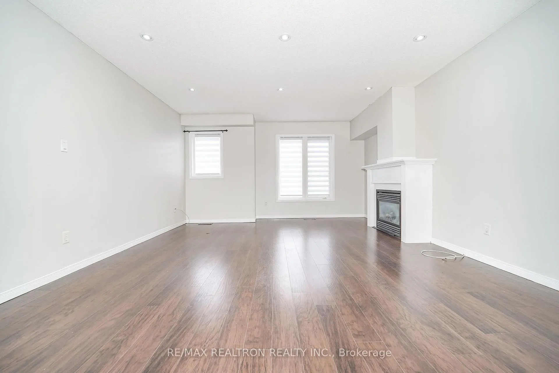 Photo 5 of 22 Webbford Street, Ajax, South West — HOMEH