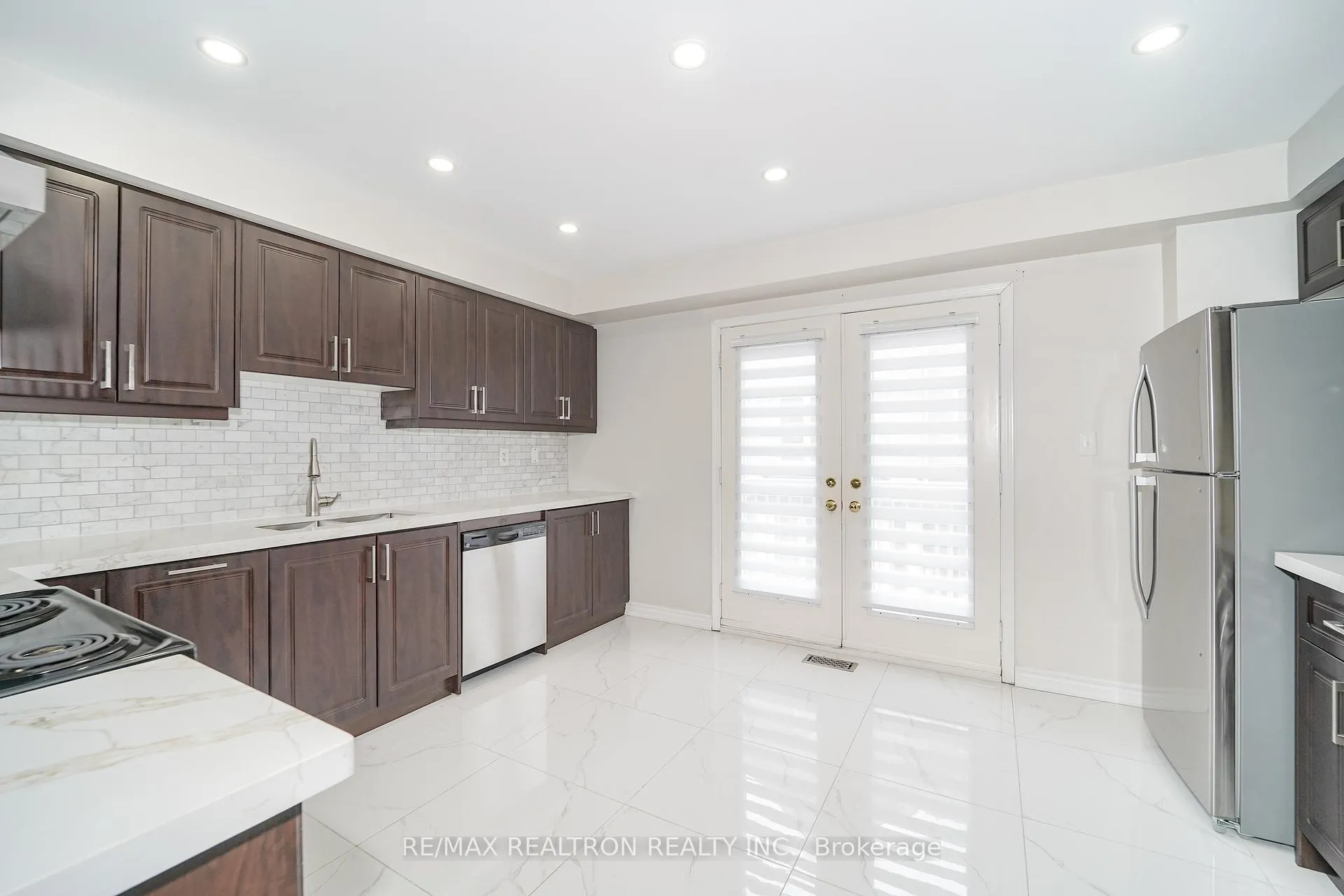 Photo 7 of 22 Webbford Street, Ajax, South West — HOMEH