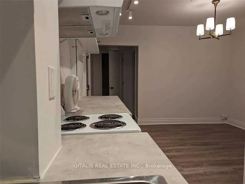 Photo 2 of Unit 6, 396 Brunswick Avenue, Toronto, The Annex — HOMEH