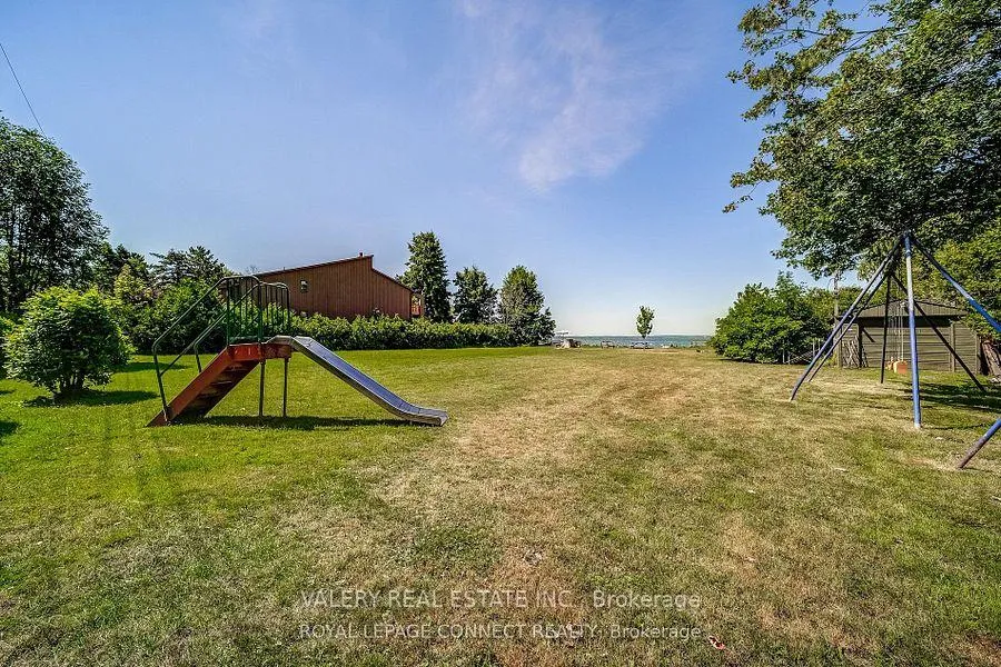 Photo 32 of 158 Beach Road, Georgina, Keswick North — HOMEH