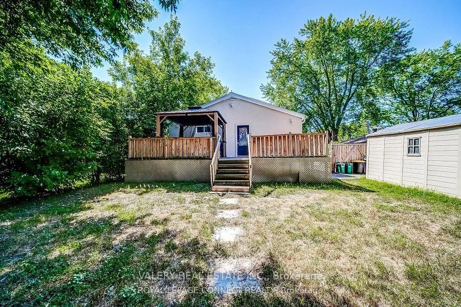 Photo 21 of 158 Beach Road, Georgina, Keswick North — HOMEH
