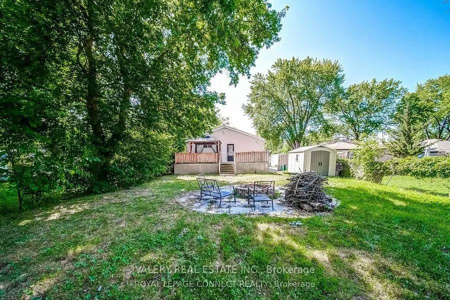 Photo 23 of 158 Beach Road, Georgina, Keswick North — HOMEH