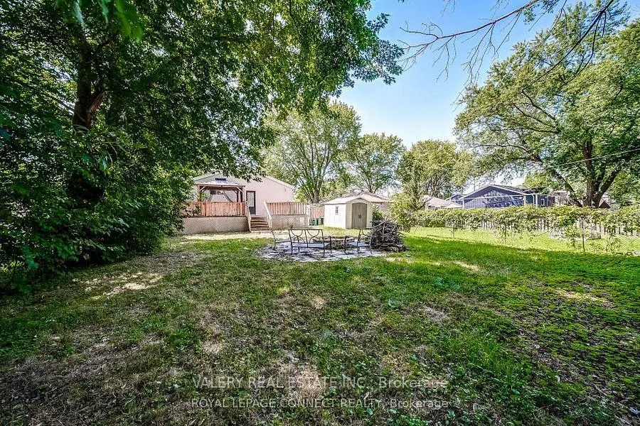 Photo 24 of 158 Beach Road, Georgina, Keswick North — HOMEH