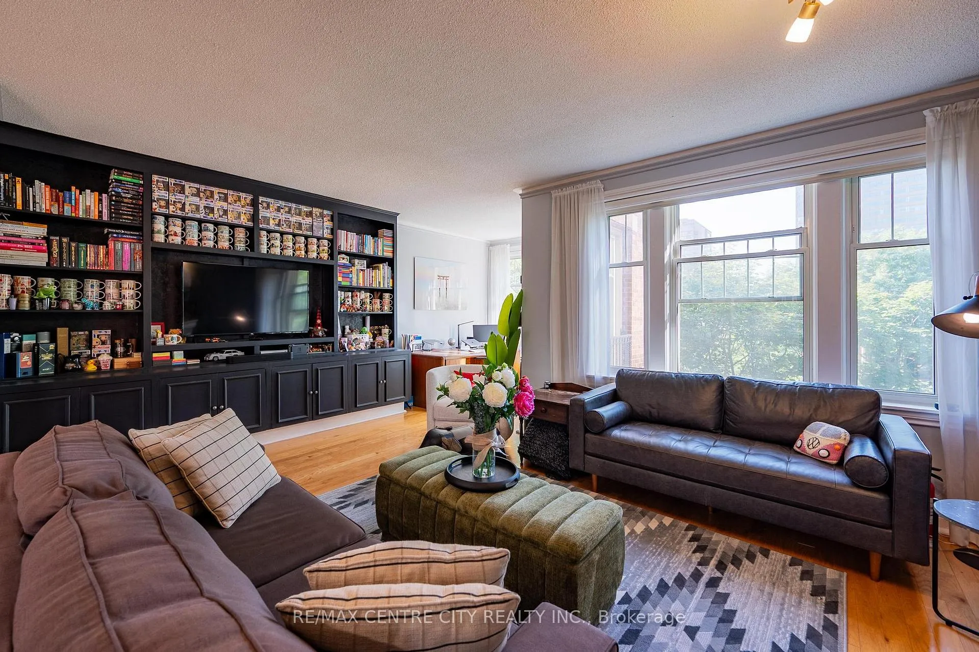Photo 57 of Unit 401, 280 Queens Avenue S, London, East F — HOMEH