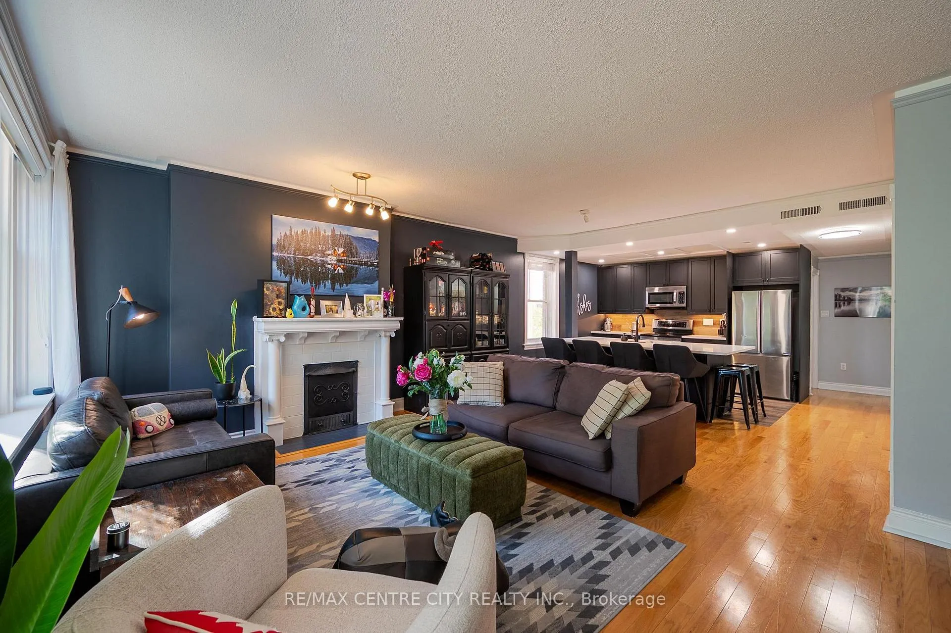 Photo 60 of Unit 401, 280 Queens Avenue S, London, East F — HOMEH