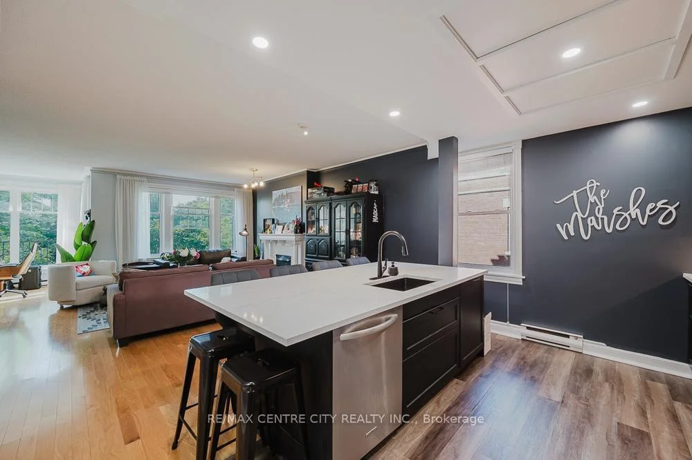 Photo 9 of Unit 401, 280 Queens Avenue S, London, East F — HOMEH