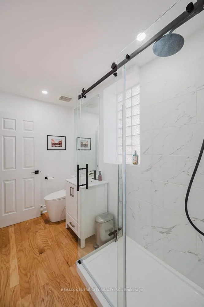 Photo 25 of Unit 401, 280 Queens Avenue S, London, East F — HOMEH
