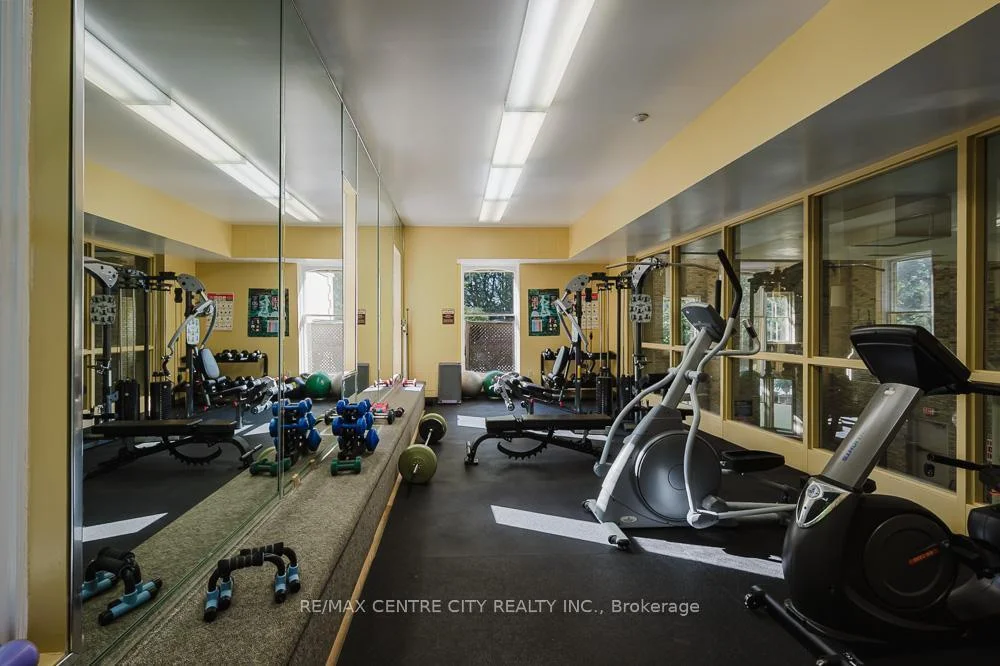 Photo 27 of Unit 401, 280 Queens Avenue S, London, East F — HOMEH