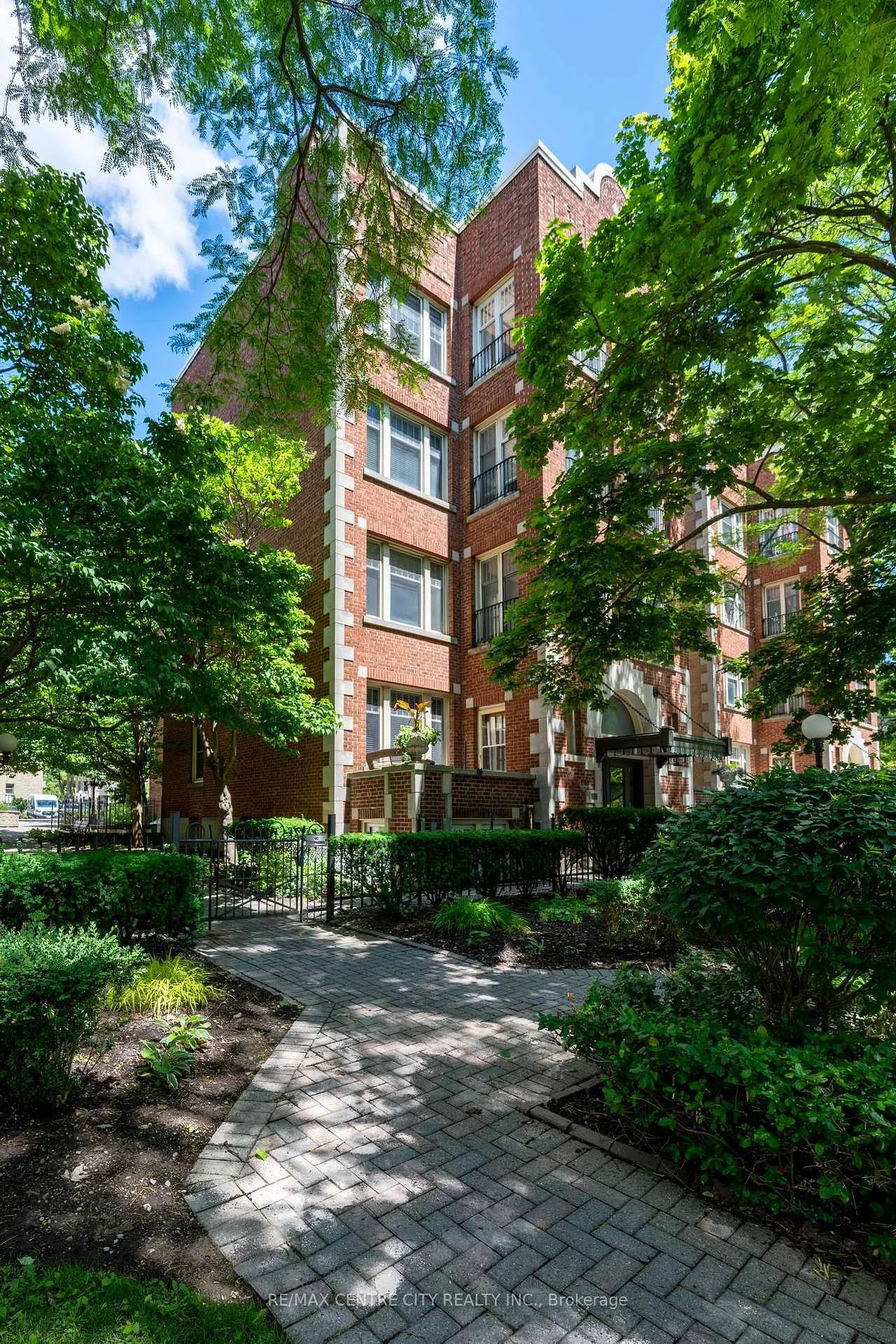 Photo 34 of Unit 401, 280 Queens Avenue S, London, East F — HOMEH