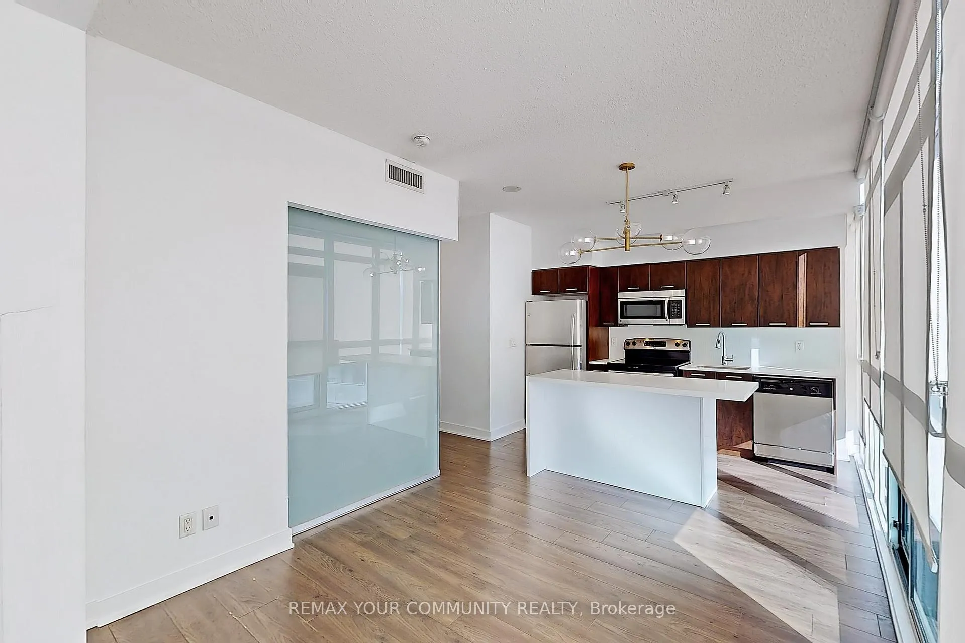Front of Unit 618, 169 Fort York Boulevard