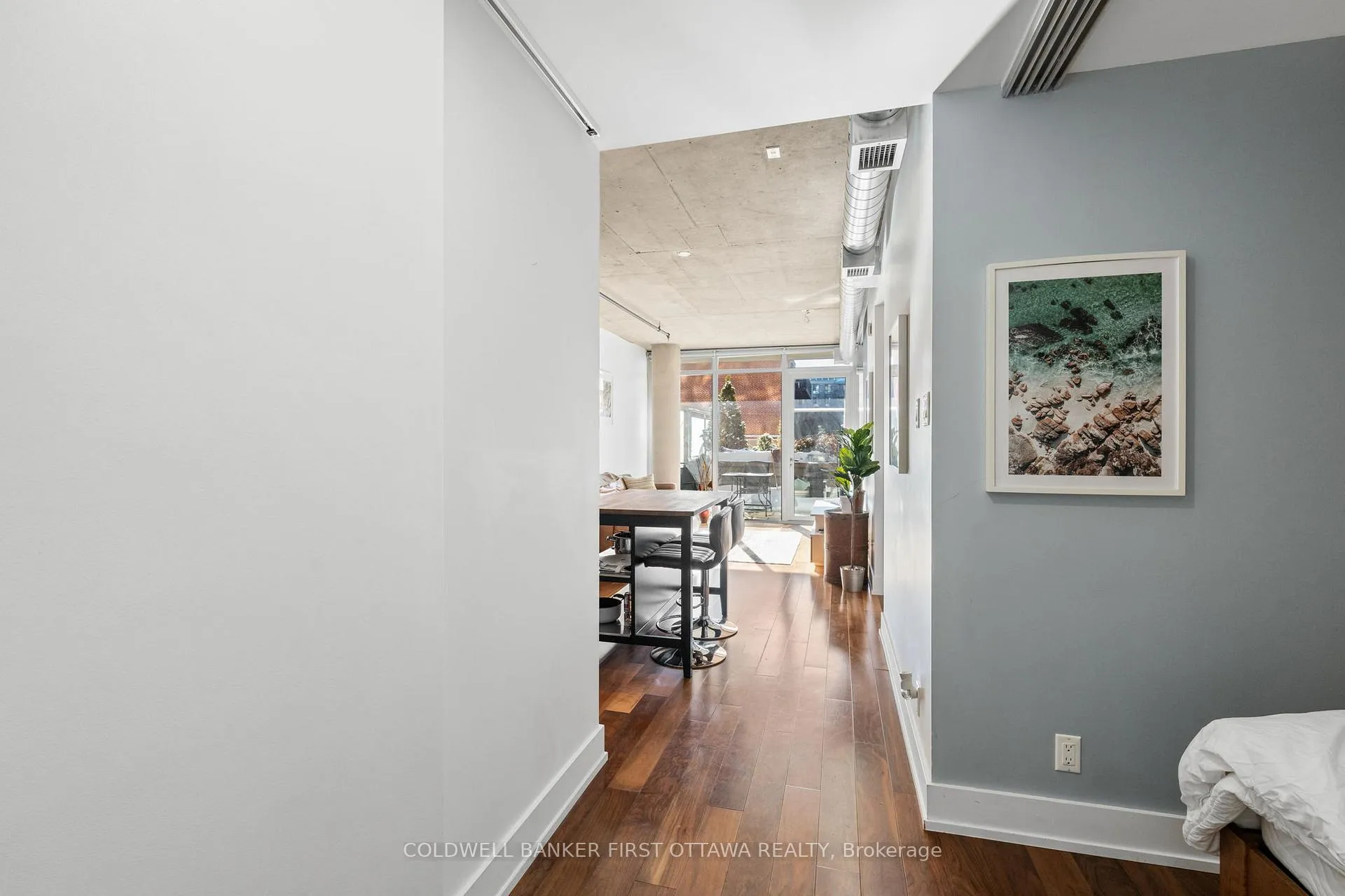 Photo 11 of Unit 209, 360 MCleod Street, Ottawa, Ottawa Centre — HOMEH