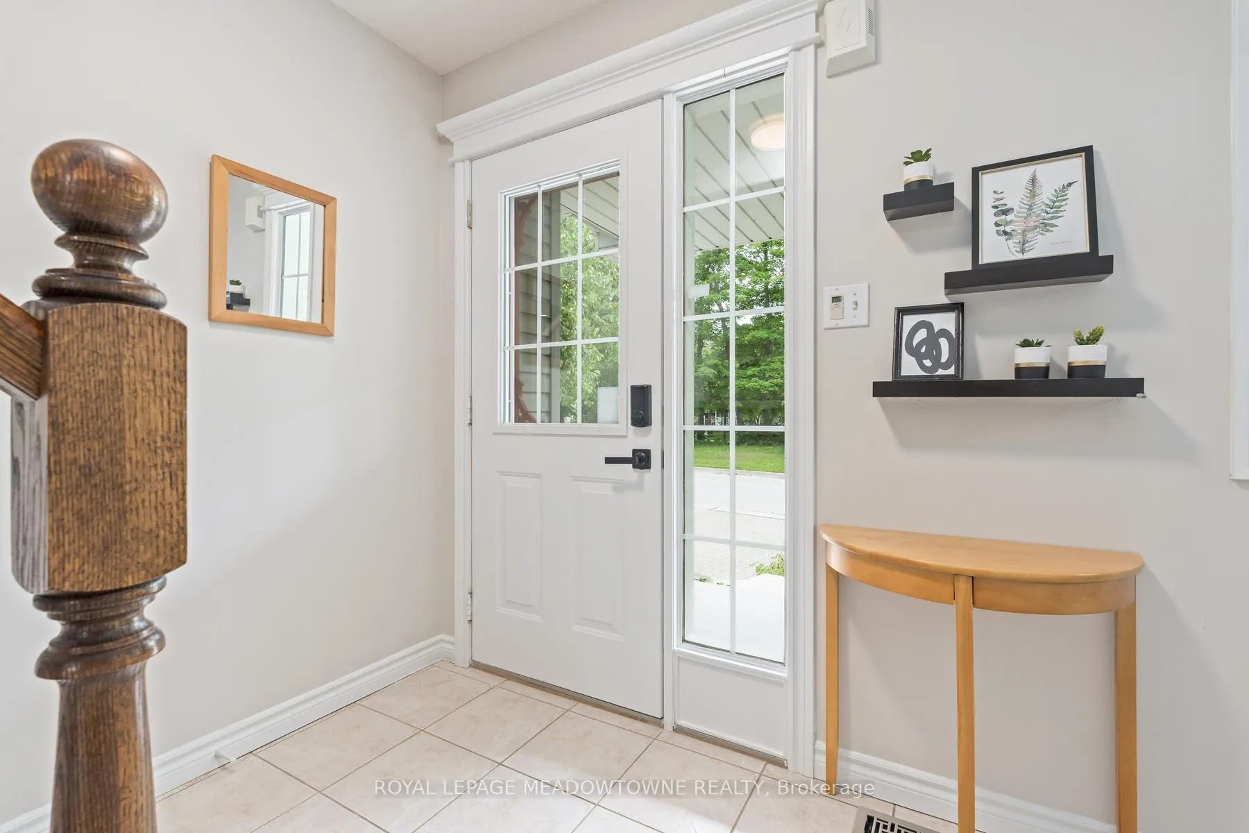 Photo 4 of 160 Old Maple Boulevard, Guelph/Eramosa, Rockwood — HOMEH