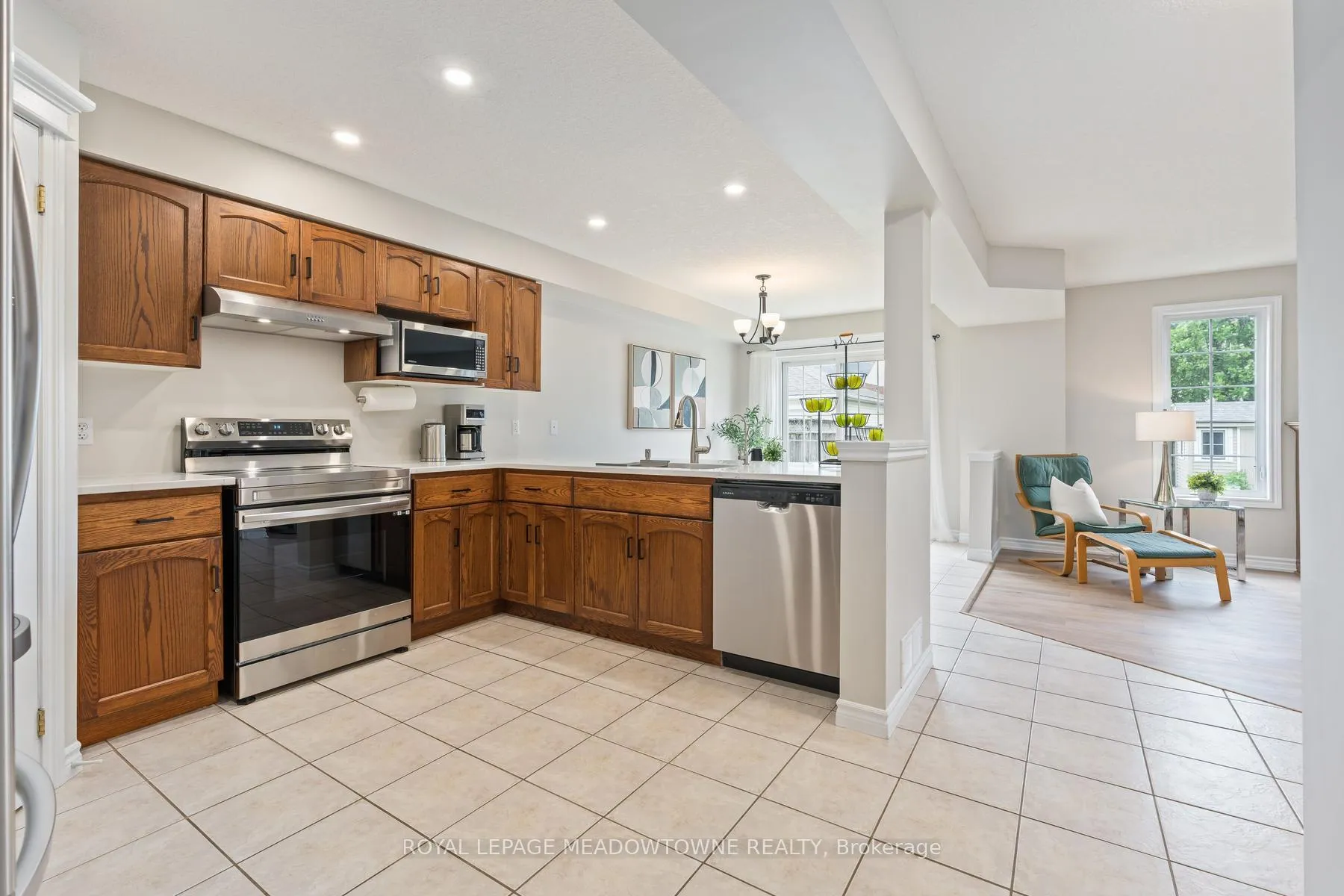 Photo 10 of 160 Old Maple Boulevard, Guelph/Eramosa, Rockwood — HOMEH