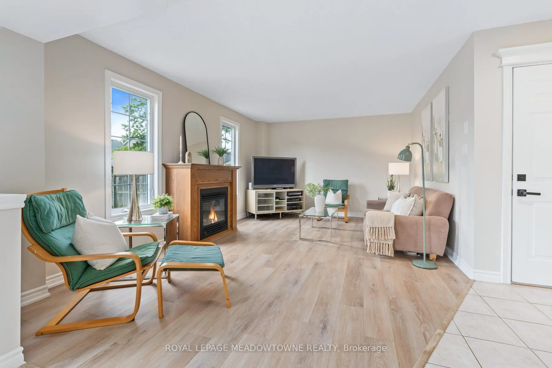 Photo 12 of 160 Old Maple Boulevard, Guelph/Eramosa, Rockwood — HOMEH