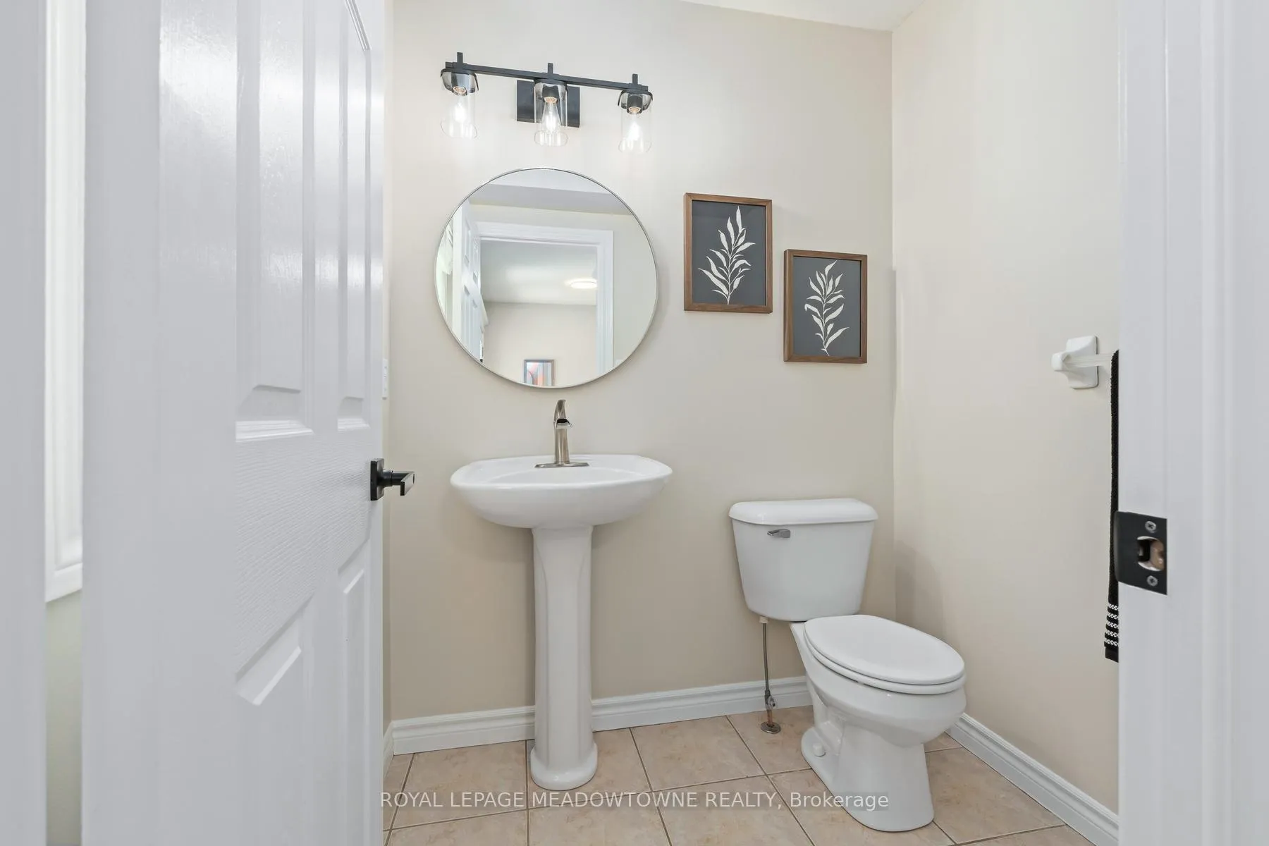 Photo 14 of 160 Old Maple Boulevard, Guelph/Eramosa, Rockwood — HOMEH