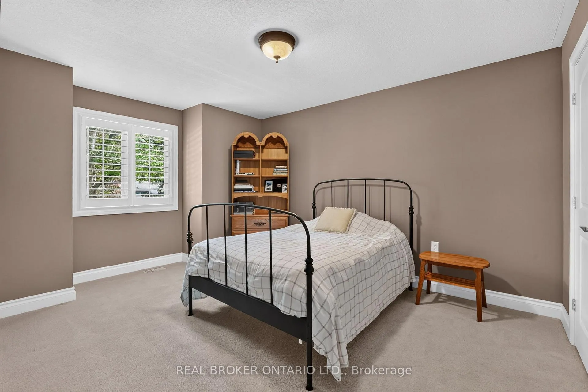 Photo 24 of 41 Cameron Drive, Hamilton, Ancaster — HOMEH