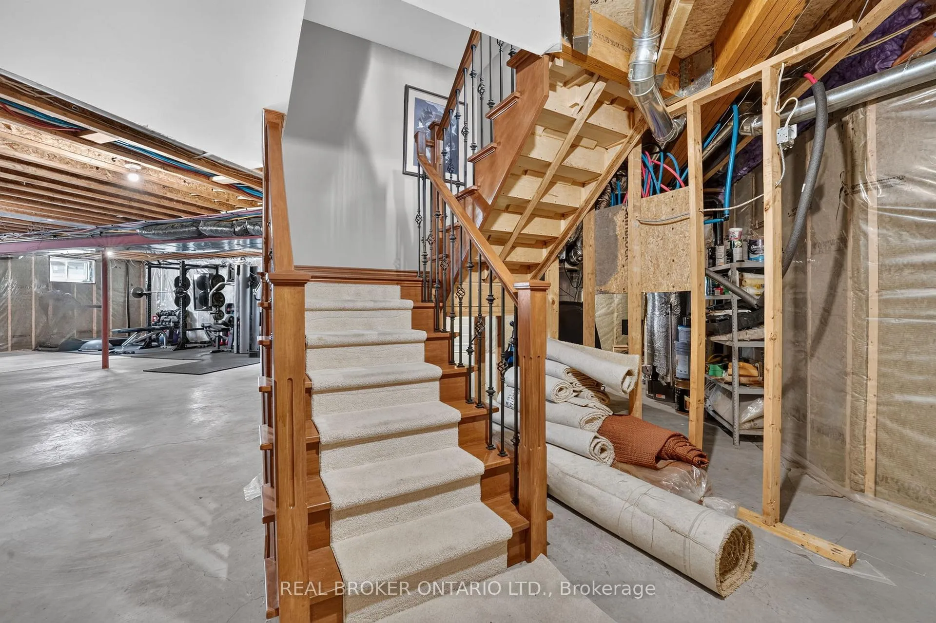 Photo 27 of 41 Cameron Drive, Hamilton, Ancaster — HOMEH