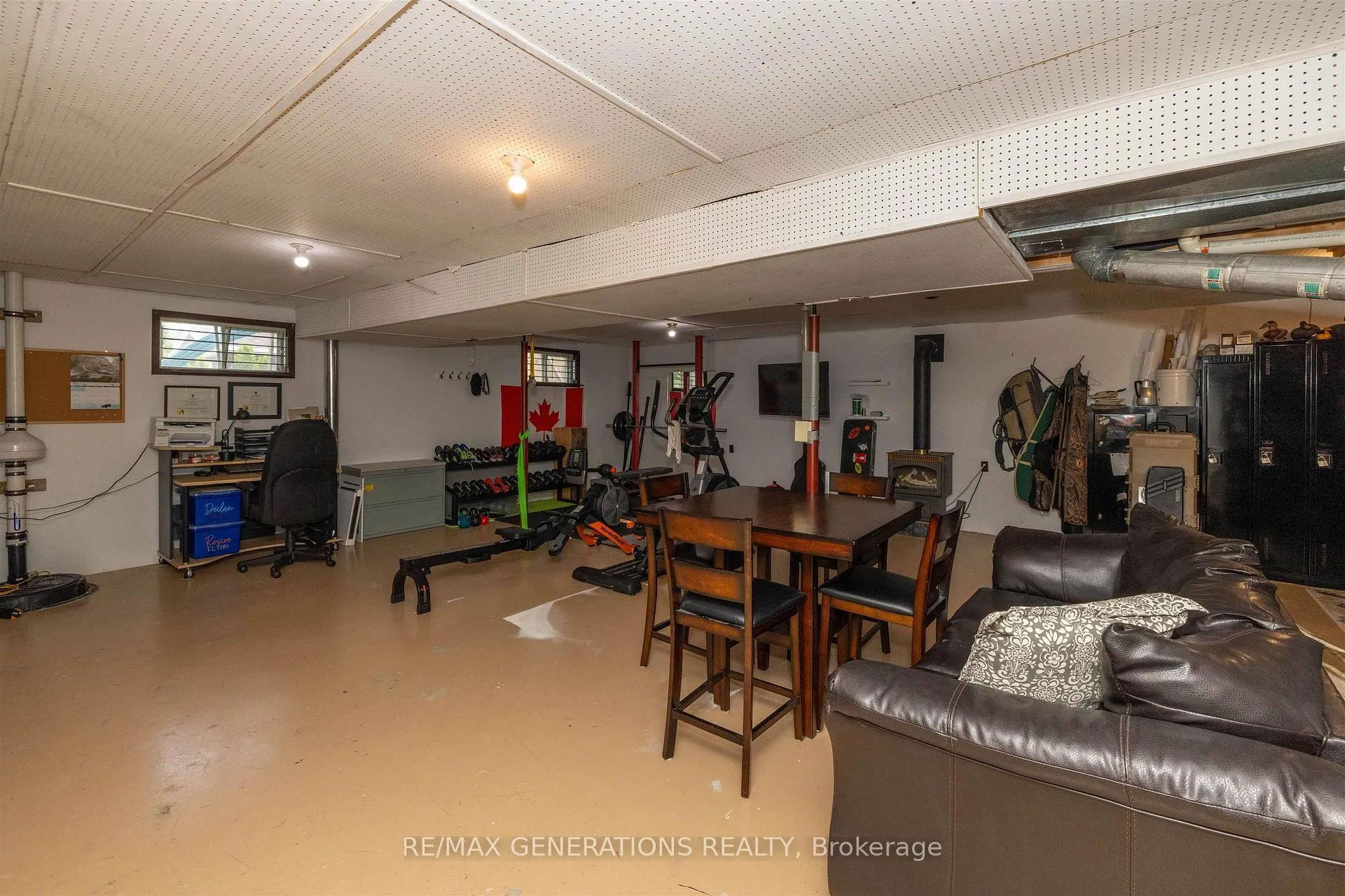 Photo 19 of 212 Downing Street, Thunder Bay, Dawson Heights — HOMEH