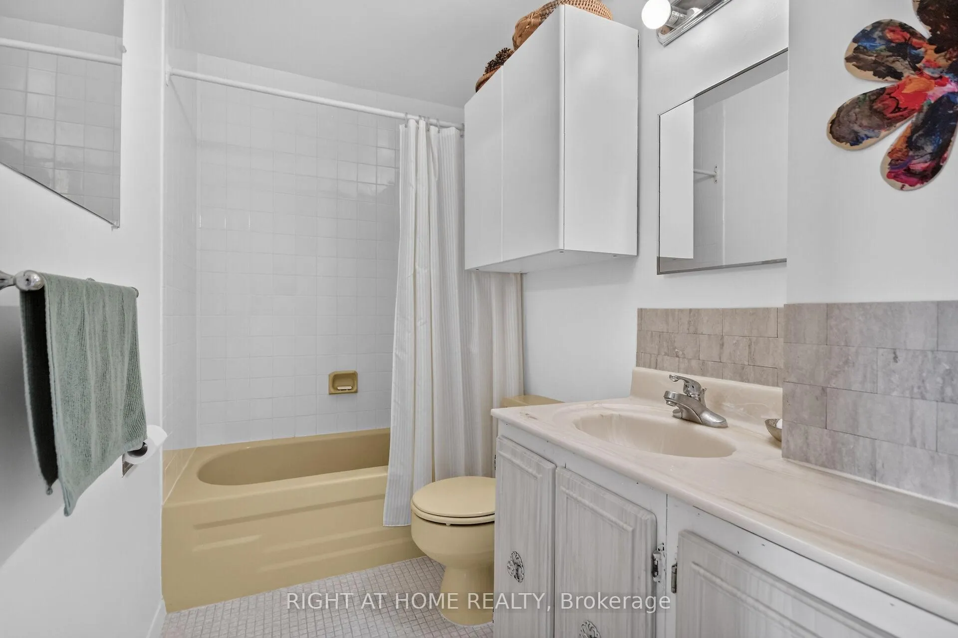 Photo 28 of Unit 2204, 1785 Riverside Drive, Ottawa, Riverview Park — HOMEH