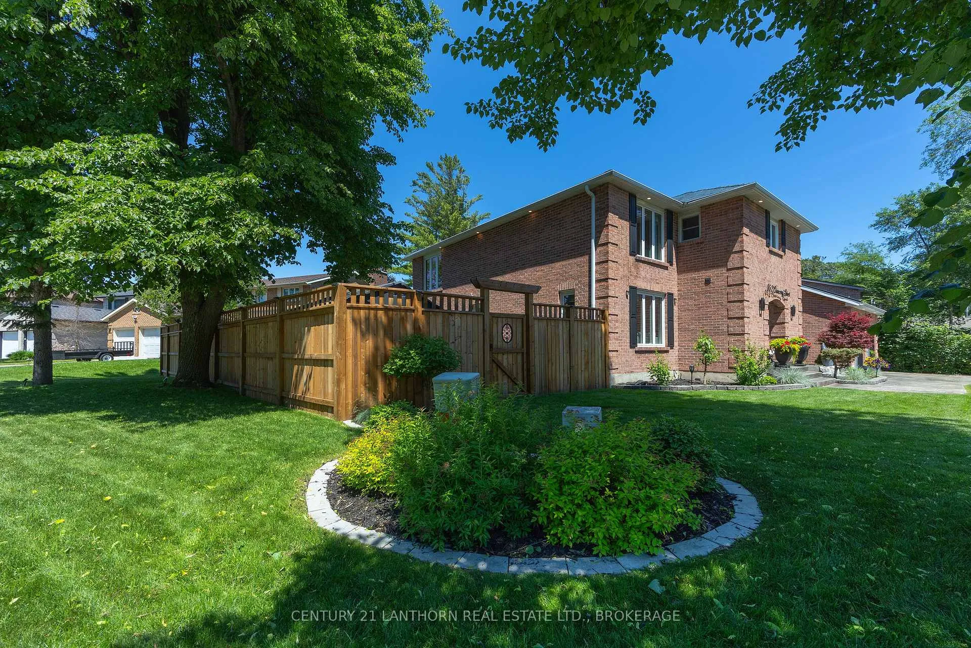 Photo 3 of 952 Chancery Street, Kingston, North of Taylor-Kidd Blvd — HOMEH