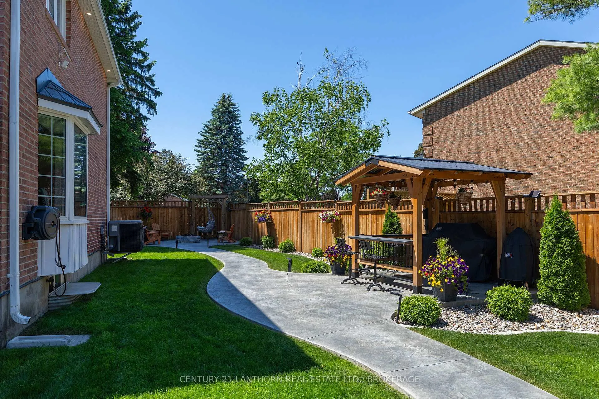 Photo 9 of 952 Chancery Street, Kingston, North of Taylor-Kidd Blvd — HOMEH