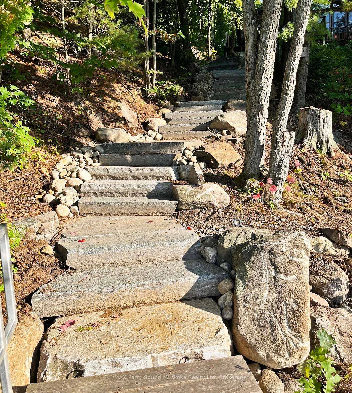 Photo 33 of 391 Salmon Lake Road, Seguin — HOMEH