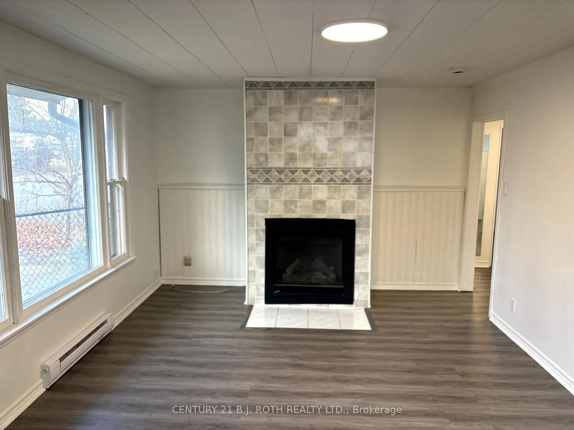 Photo 3 of 2087 Lilac Drive, Innisfil, Alcona — HOMEH