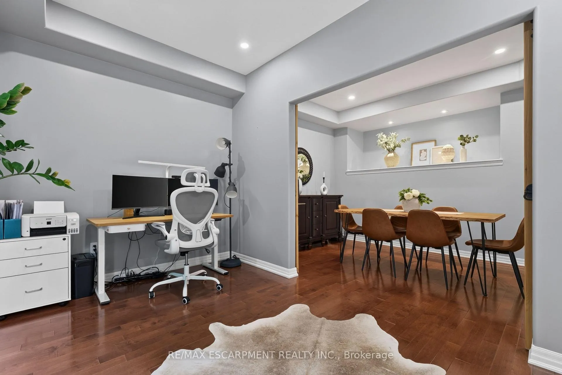 Photo 9 of 3220 Steeplechase Drive, Burlington, Alton — HOMEH