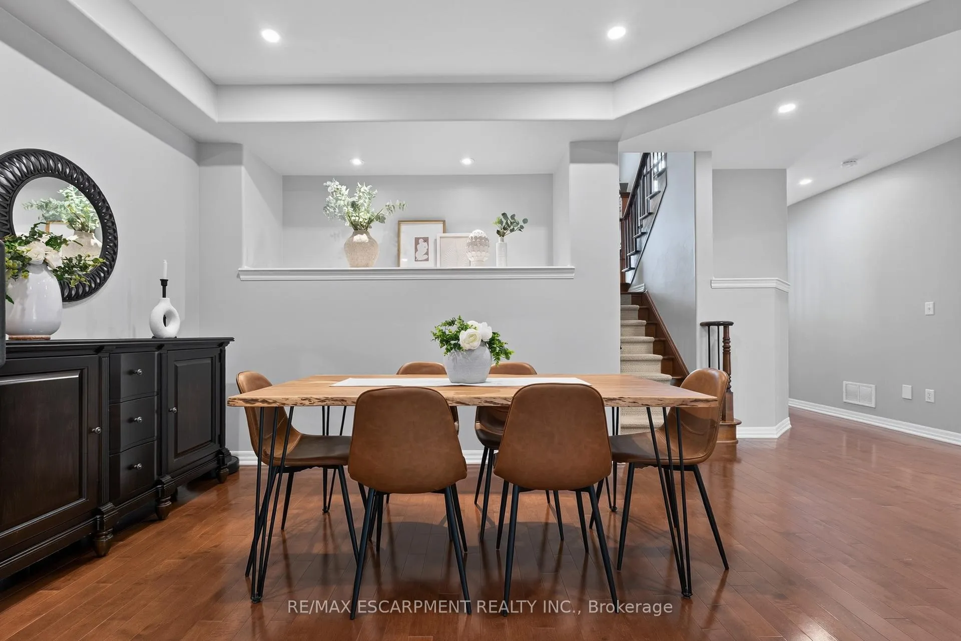 Photo 10 of 3220 Steeplechase Drive, Burlington, Alton — HOMEH