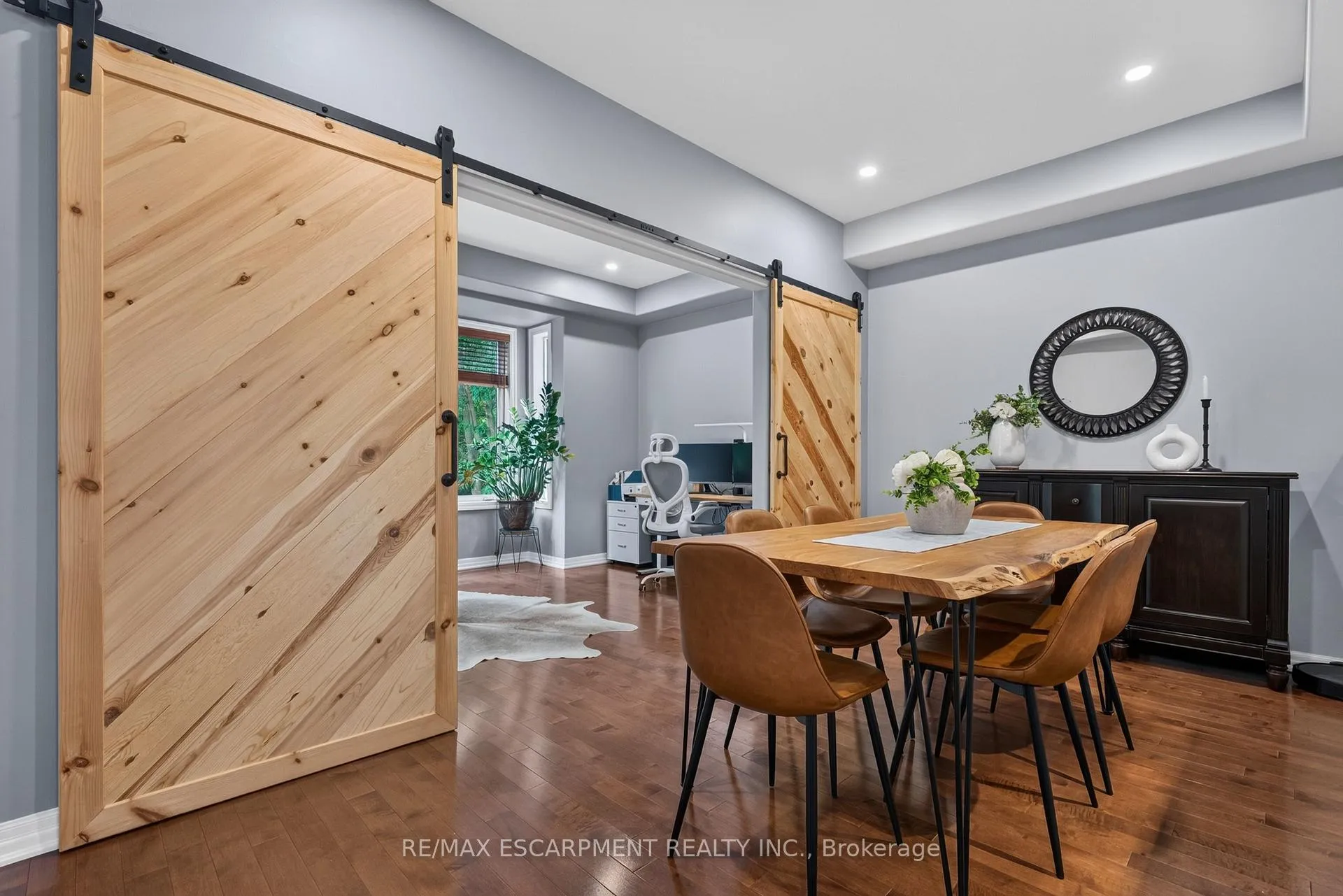 Photo 11 of 3220 Steeplechase Drive, Burlington, Alton — HOMEH