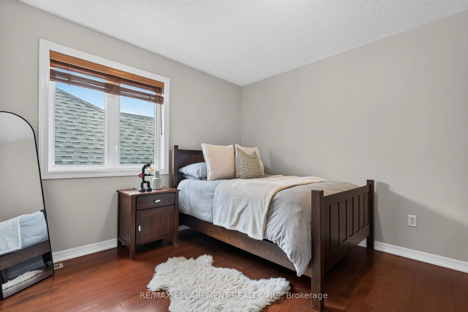 Photo 25 of 3220 Steeplechase Drive, Burlington, Alton — HOMEH