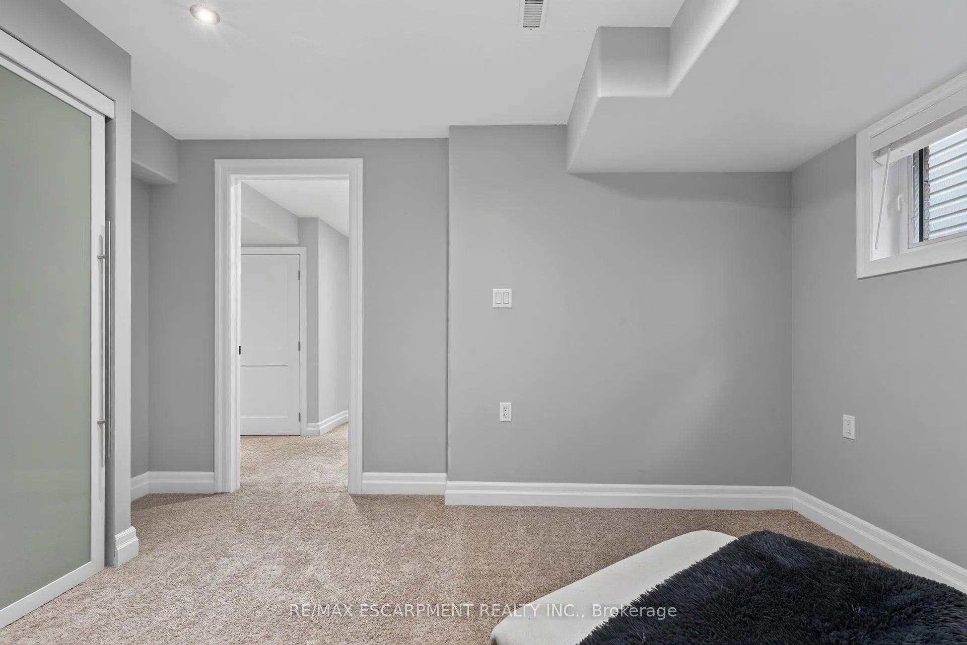 Photo 33 of 3220 Steeplechase Drive, Burlington, Alton — HOMEH