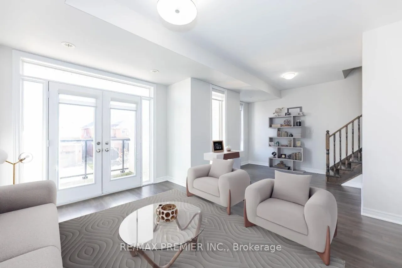 Photo 16 of Unit 10, 105 Kayla Crescent, Vaughan, Maple — HOMEH