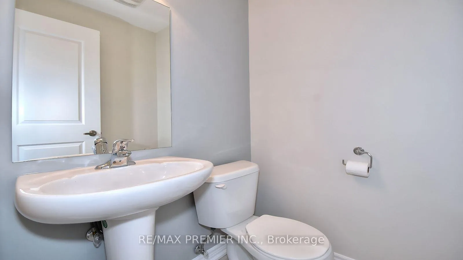 Photo 21 of Unit 10, 105 Kayla Crescent, Vaughan, Maple — HOMEH