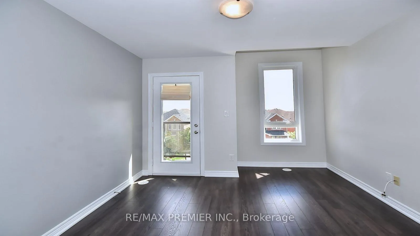 Photo 28 of Unit 10, 105 Kayla Crescent, Vaughan, Maple — HOMEH