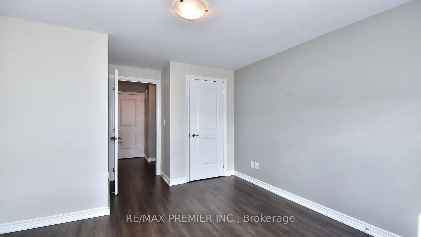 Photo 30 of Unit 10, 105 Kayla Crescent, Vaughan, Maple — HOMEH