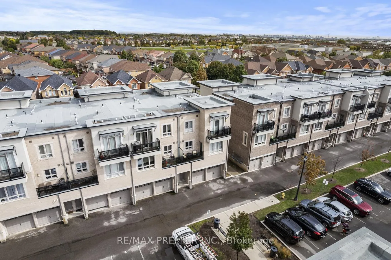 Photo 38 of Unit 10, 105 Kayla Crescent, Vaughan, Maple — HOMEH