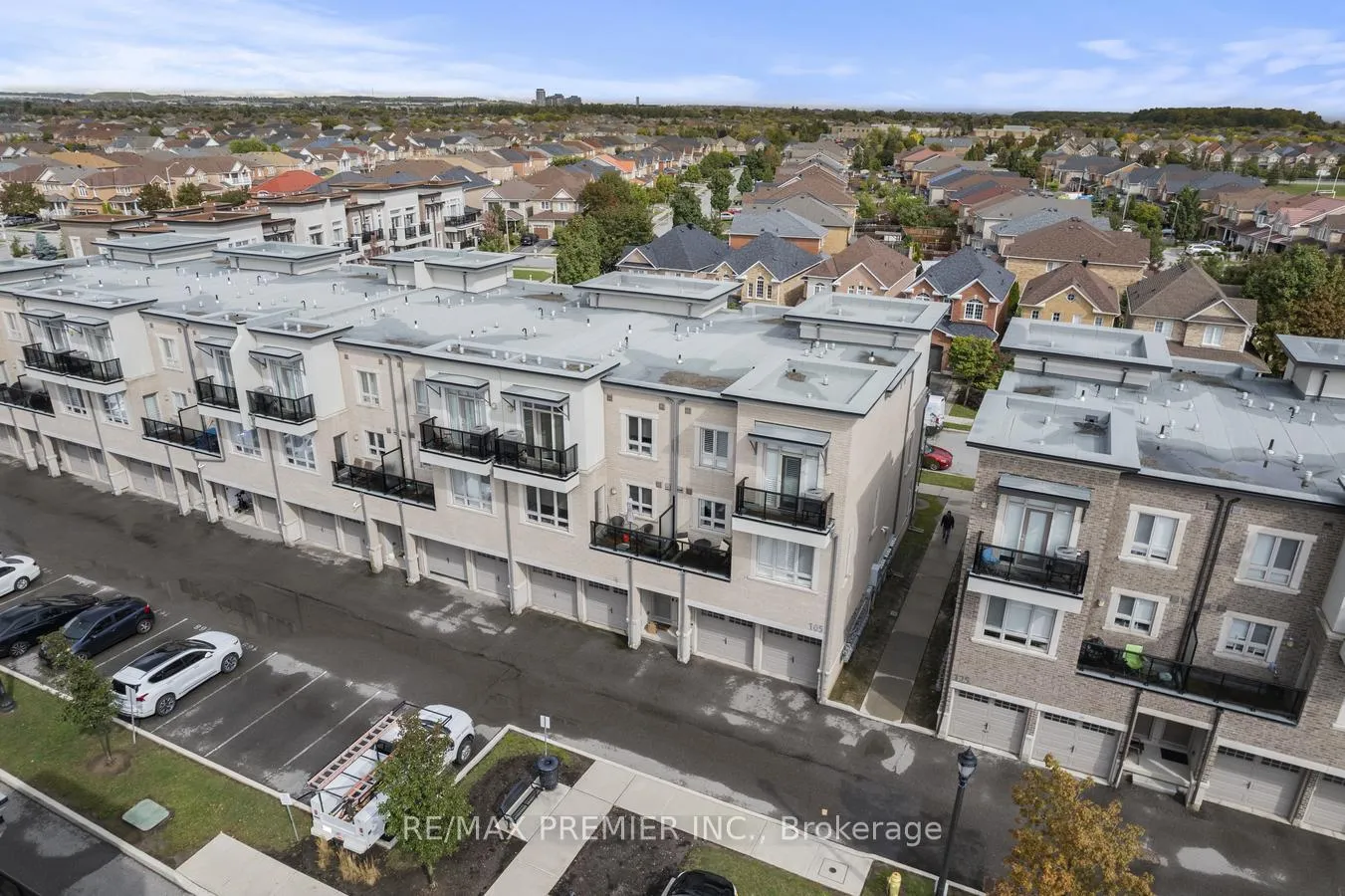 Photo 39 of Unit 10, 105 Kayla Crescent, Vaughan, Maple — HOMEH