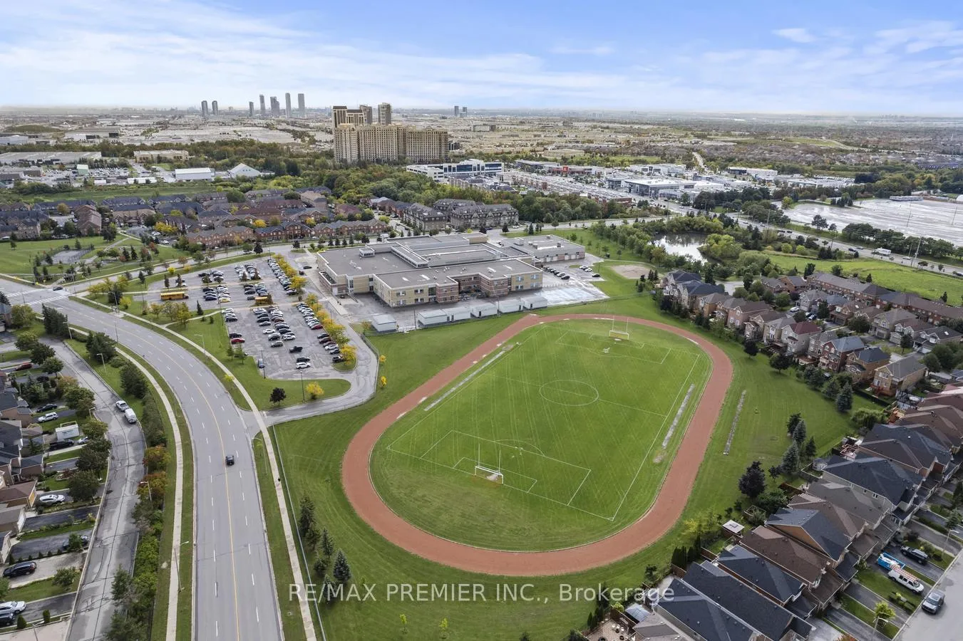 Photo 43 of Unit 10, 105 Kayla Crescent, Vaughan, Maple — HOMEH