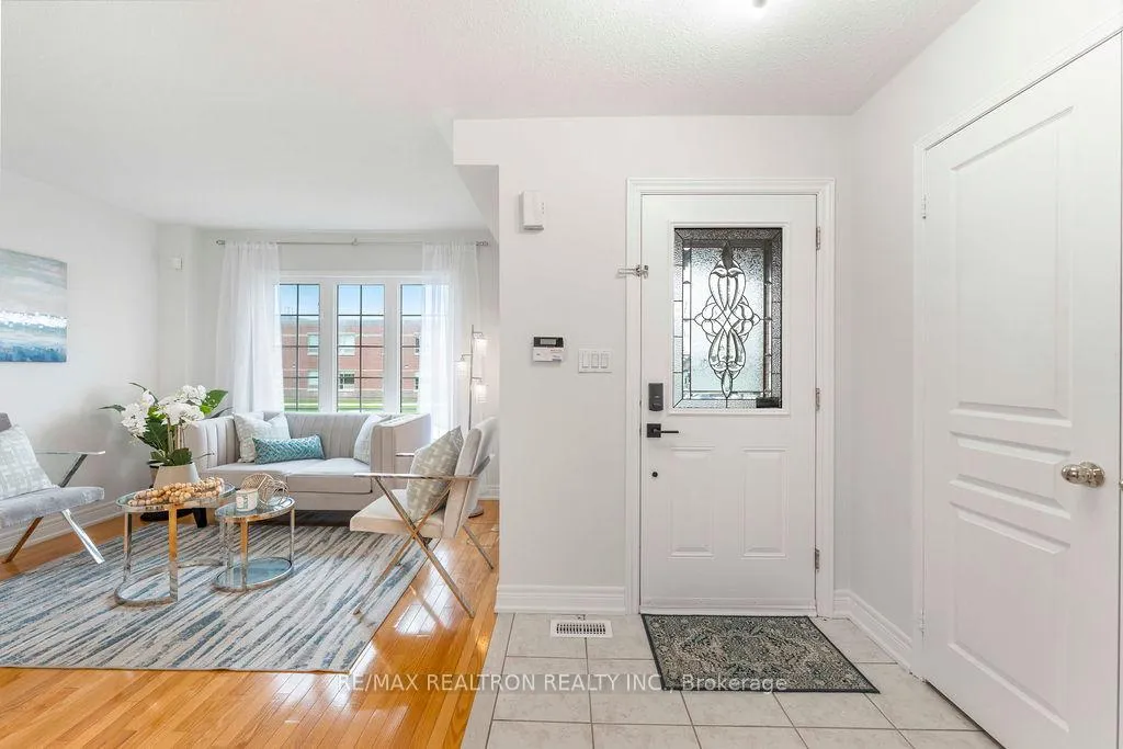 Photo 4 of 2334 Bur Oak Avenue, Markham, Greensborough — HOMEH