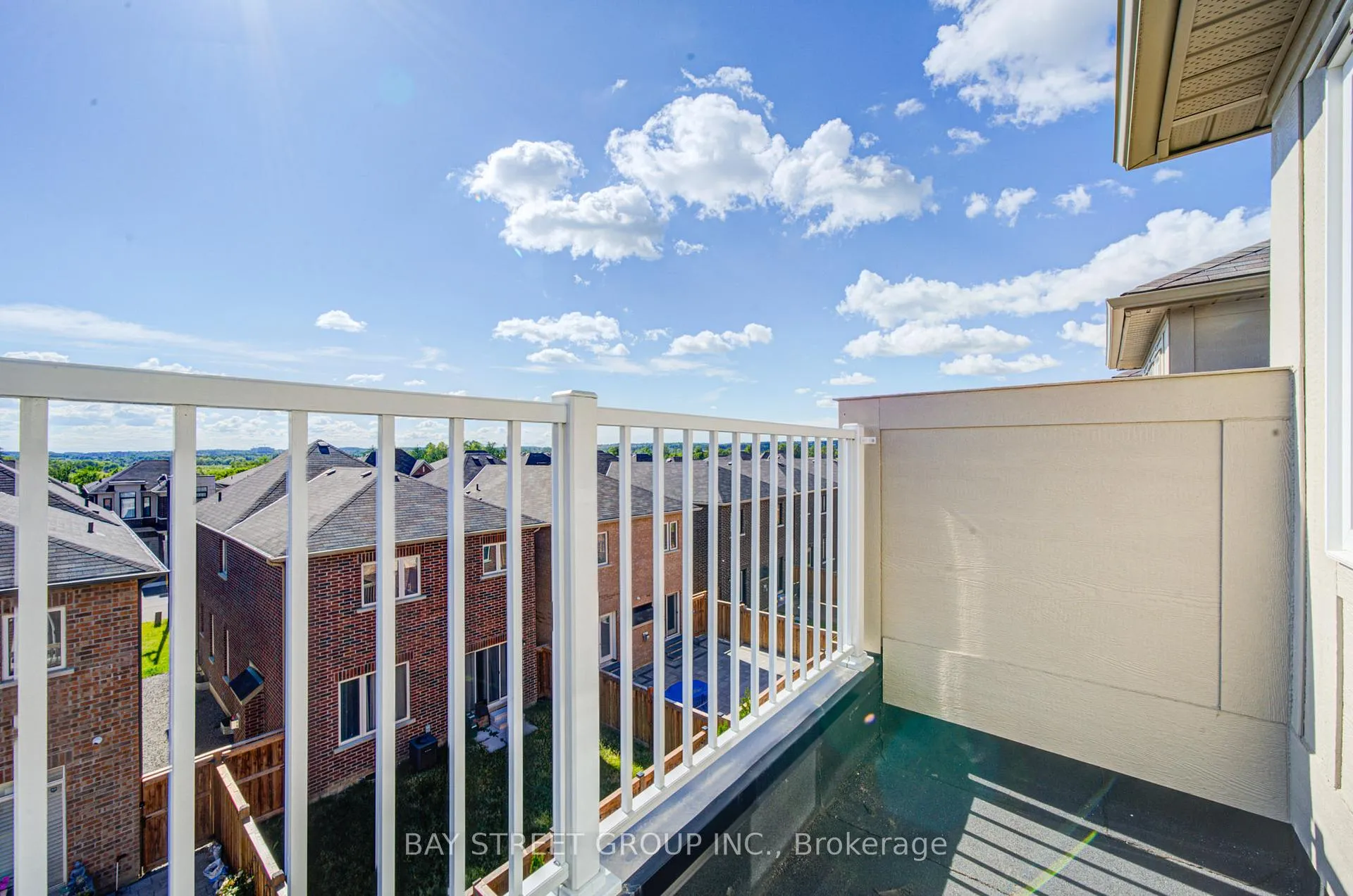 Photo 36 of 114 Ness Drive, Richmond Hill, Rural Richmond Hill — HOMEH
