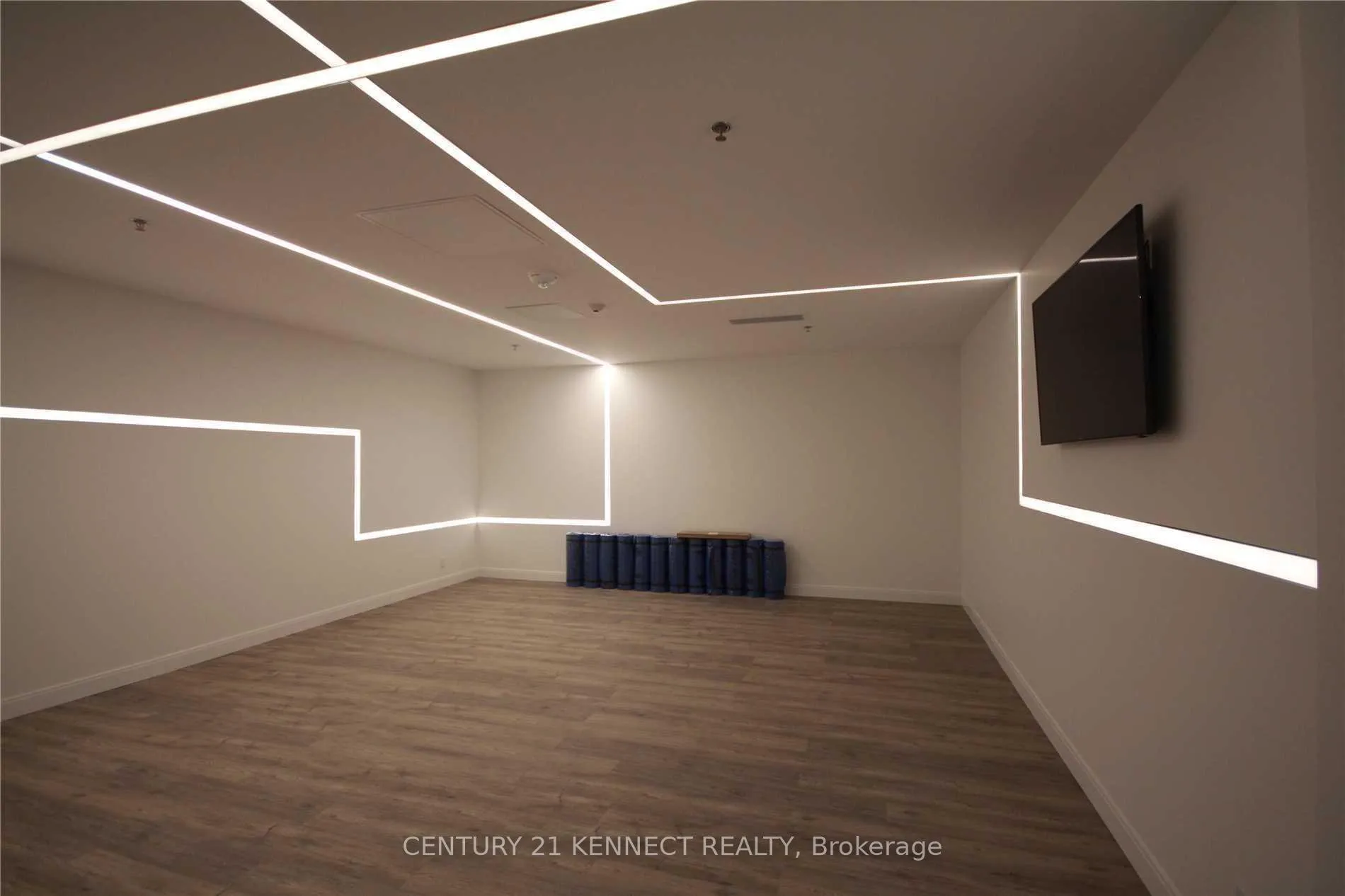 Photo 3 of Unit 1108, 181 Dundas Street E, Toronto, Moss Park — HOMEH