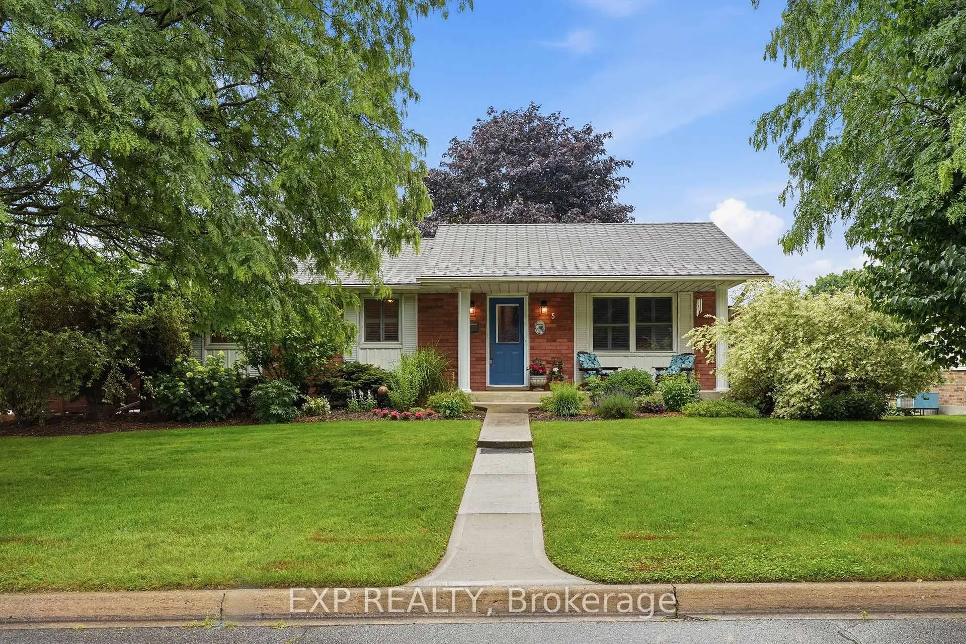 Photo 5 of 5 Brant Street, Norfolk, Simcoe — HOMEH