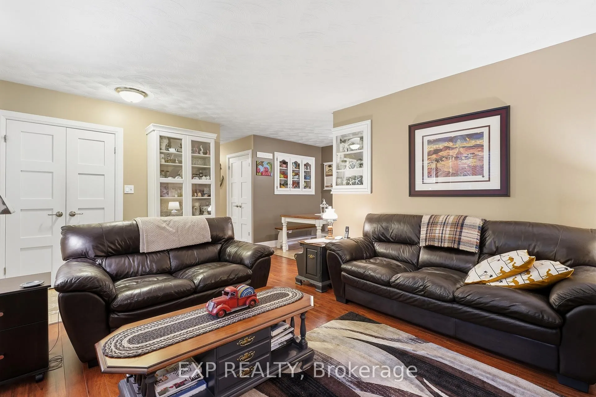 Photo 8 of 5 Brant Street, Norfolk, Simcoe — HOMEH