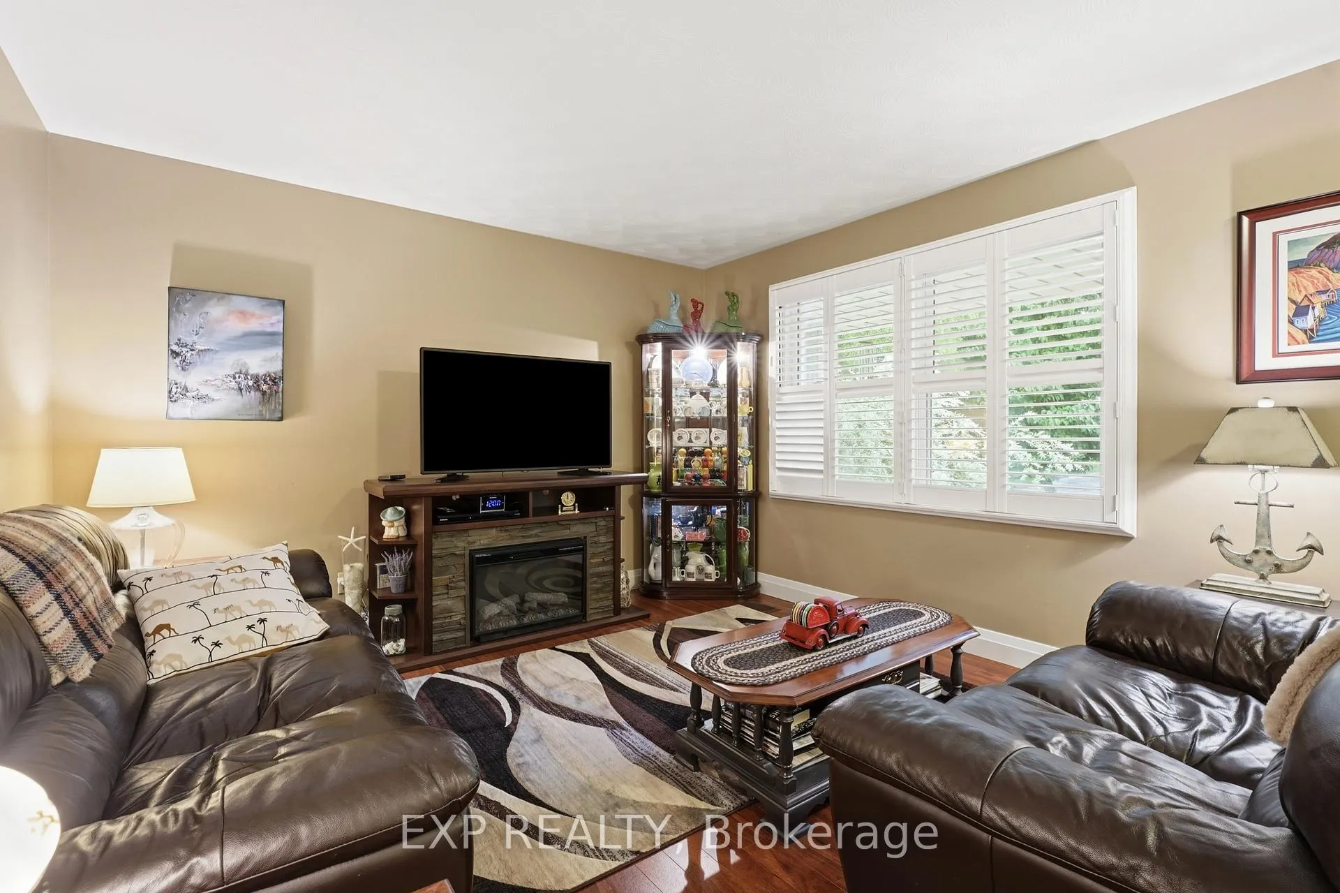 Photo 9 of 5 Brant Street, Norfolk, Simcoe — HOMEH