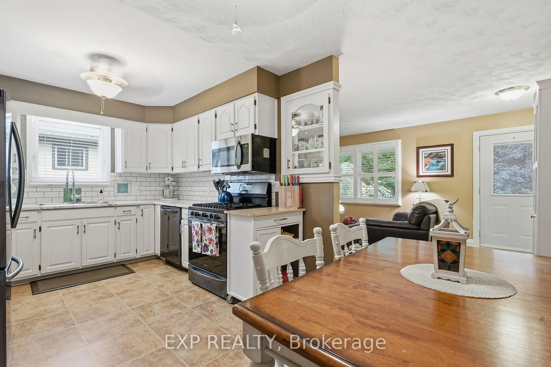 Photo 12 of 5 Brant Street, Norfolk, Simcoe — HOMEH